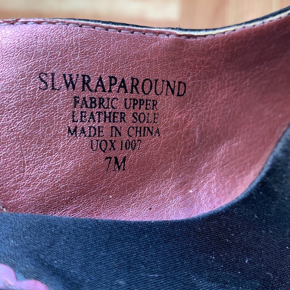 Donated Sam & Libby Sl Wraparound Slingback Heel W/ buckles - GUC 7 - Picture 6 of 8